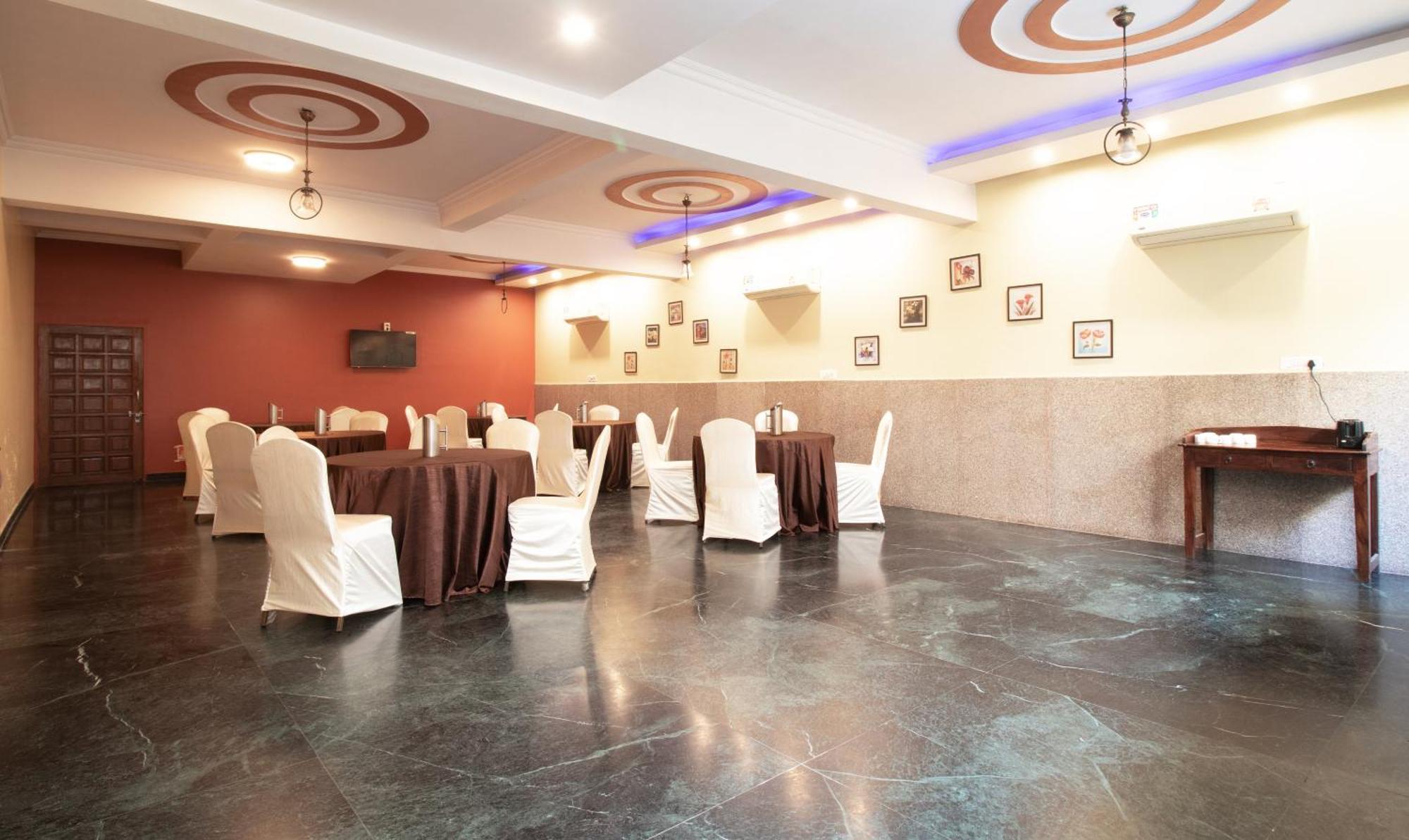 Treebo The Anchorage Malviya Nagar Hotell Jaipur Exteriör bild