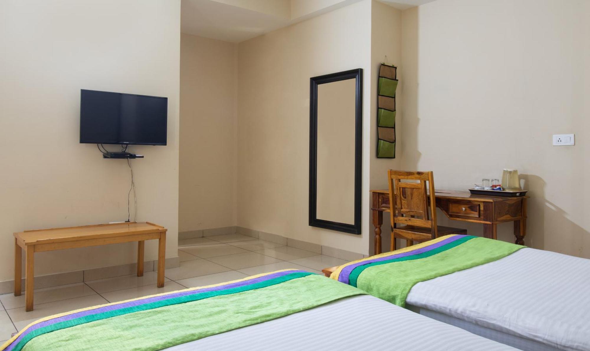 Treebo The Anchorage Malviya Nagar Hotell Jaipur Exteriör bild