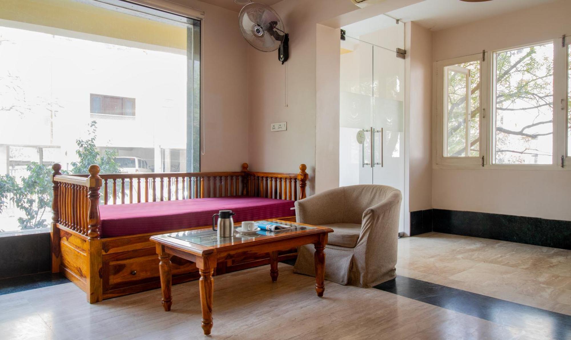 Treebo The Anchorage Malviya Nagar Hotell Jaipur Exteriör bild